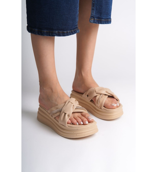 ALC Collection CLARA Düz Topuklu Kurdele Desenli Taşlı Kalın ve Ortopedik Taban Kadın Terlik  CTT - Ten