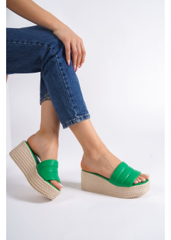 REINA Dolgu Topuklu Ortopedik Taban Hasır Görünümlü Kadın Terlik CKT - Yeşil REINA Dolgu Topuklu Ortopedik Taban Hasır Görünümlü Kadın Terlik CKT - Yeşil