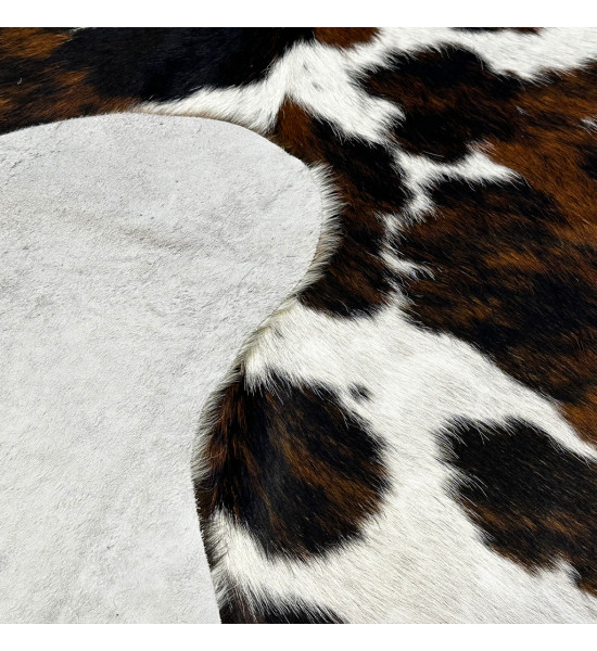 Galeri Apollo Kahverengi Benekli Dana Postu Deri Halı