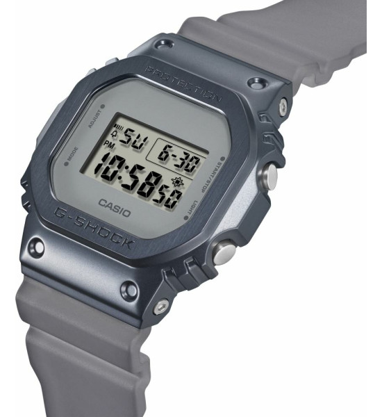 CASIO CASIO GM-5600MF-2DR ERKEK KOL SAATİ