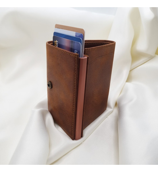 ALC Collection Hakiki Deri Otomatik Mekanizmalı Kartlık Cüzdan (Fındık Kahve) (Crazy)