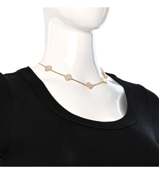 ALC Collection Van Cleef Yonca Detaylı Çelik Kadın Kolye