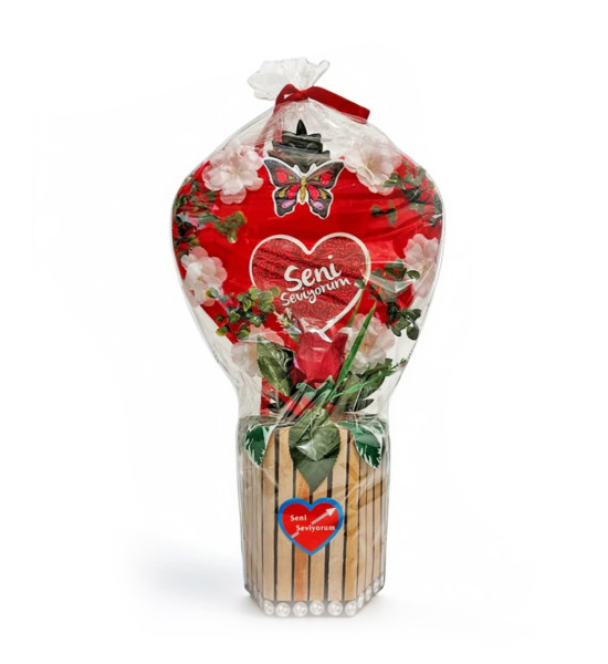 Yapay Ağaç Sepeti Romantik Ahşap Saksıda Yapay Gül ve Kalp Tasarım “Seni Seviyorum” Yazılı Çiçek Buketi